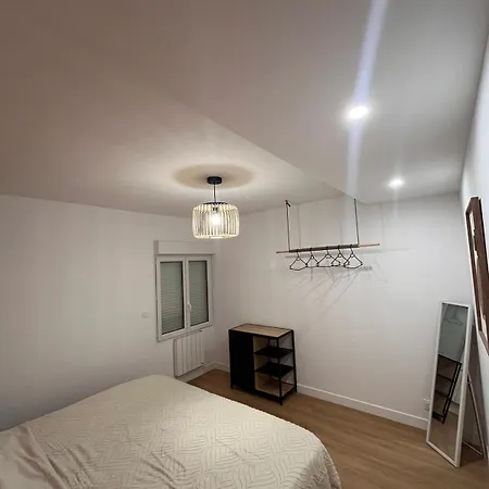 Apartment Autonome Pour 2 A 4 Personnes *