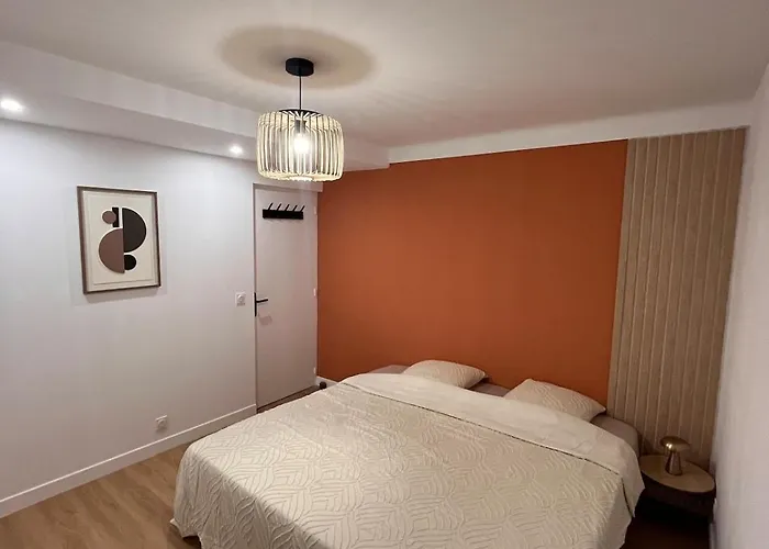 Autonome Pour 2 A 4 Personnes * Poitiers